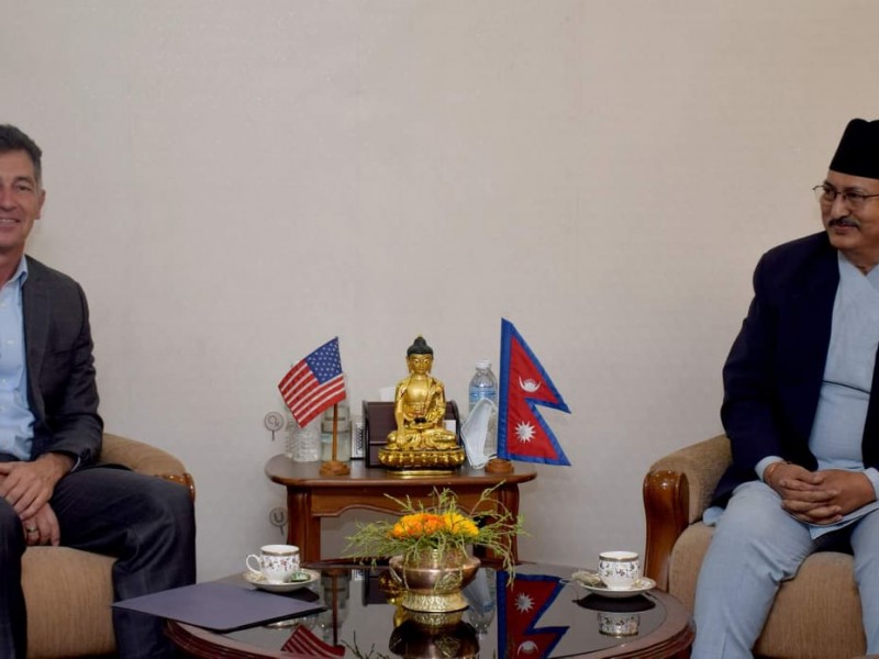 गृहमन्त्री खाँण र अमेरिकी राजदूत बेरीबीच भेटघाट